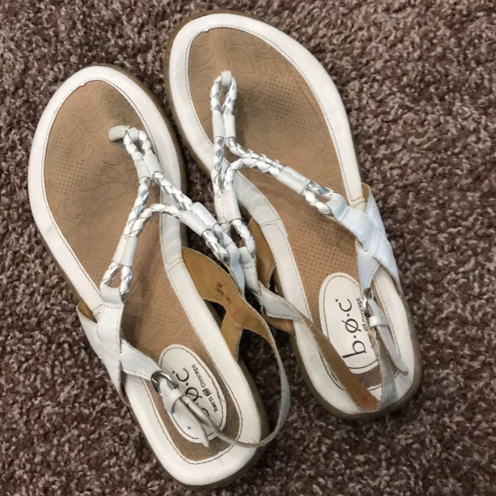 Donating Saturday! Sandals - comfortable and cute!
